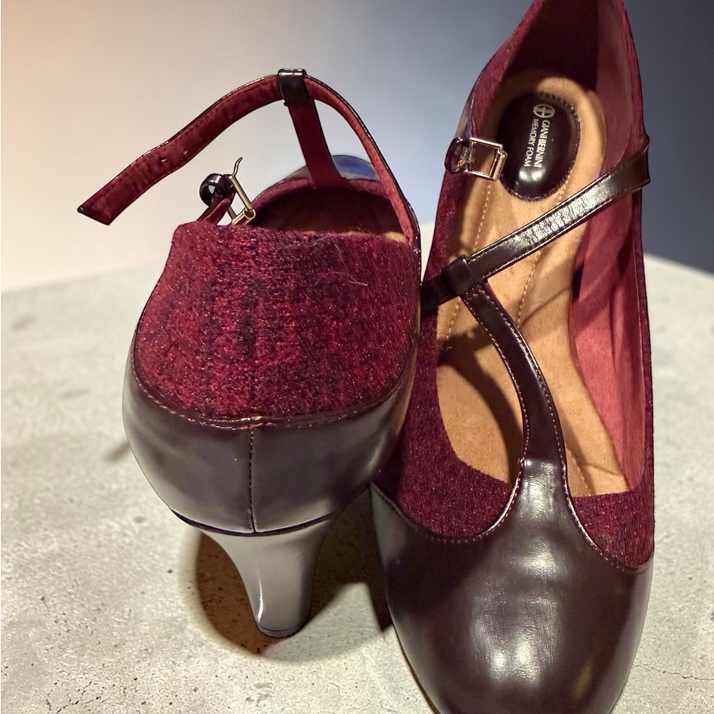 Retro Burgundy Heels with a T-strap